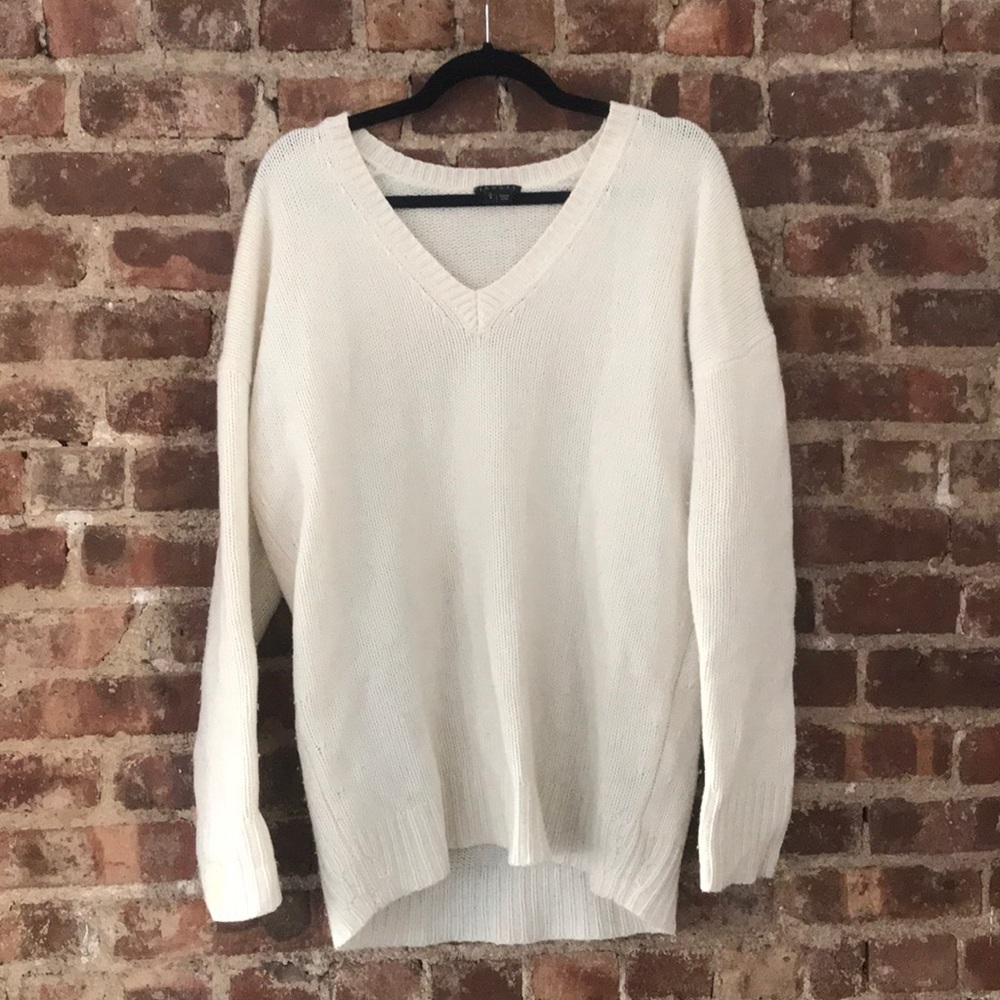 Amazing Soft 100% Cashmere Theory Cream Sweater